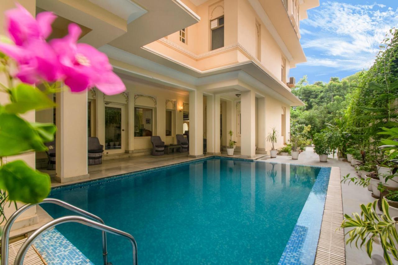 Akshay Niwas Boutique Luxury Hotel Udaipur Exterior foto